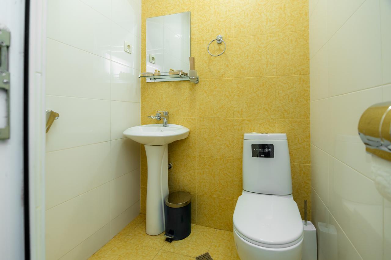 Big Family Guest House Tbilisi Bagian luar foto