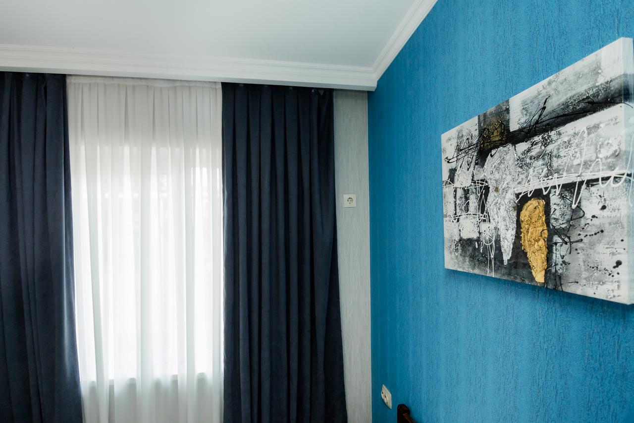 Big Family Guest House Tbilisi Bagian luar foto