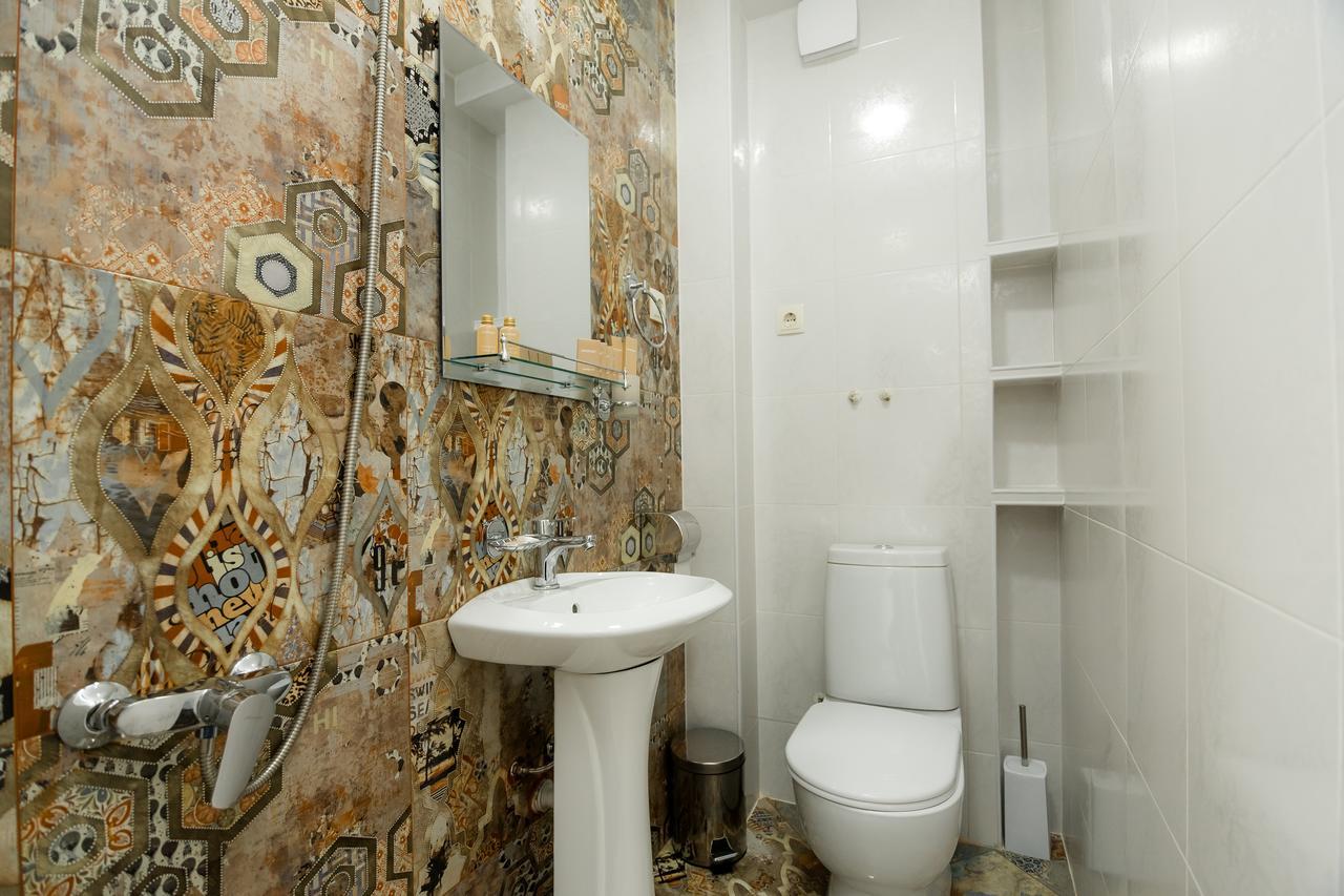 Big Family Guest House Tbilisi Bagian luar foto